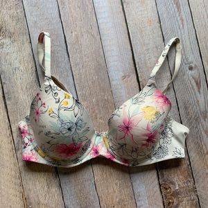 Soma embraceable perfect coverage flora bra underwire 36C